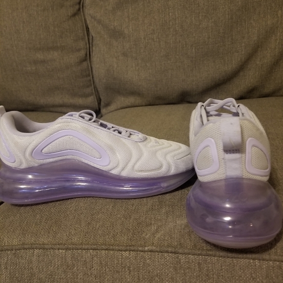 Nike Air Max 720 - Picture 2 of 3